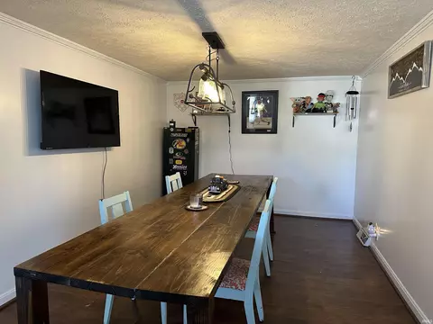 Dining - 2702 Eastern Ave, Bedford, IN 47421 photo 1 of 1