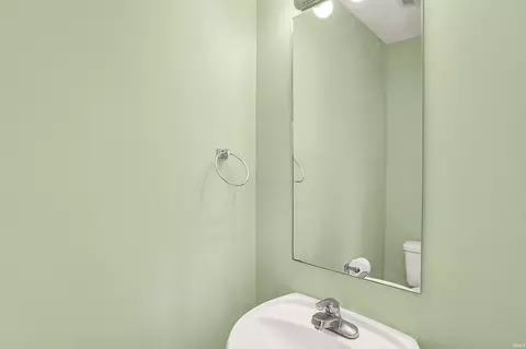 Bath - 3782 E Cobble Creek Dr, Bloomington, IN 47401 photo 1 of 7