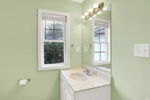 Bath - 3782 E Cobble Creek Dr, Bloomington, IN 47401 photo 7 of 7