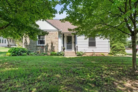 1839 Hawthorn Rd, Fort Wayne, IN 46802