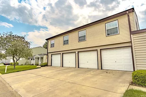 3208 Hanover Dr #17-D, Lafayette, IN 47909