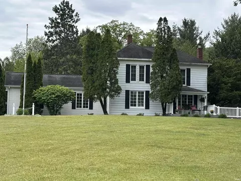 9435 W San Pierre Rd, San Pierre, IN 46374