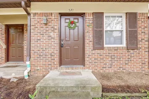 571 E Graham Pl, Bloomington, IN 47401 photo 2