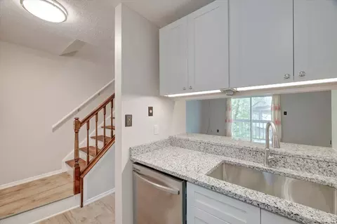 571 E Graham Pl, Bloomington, IN 47401 photo 12