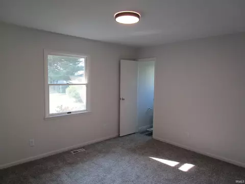 Bedroom - 1575 N 075 E, Lagrange, IN 46761 photo 1 of 5