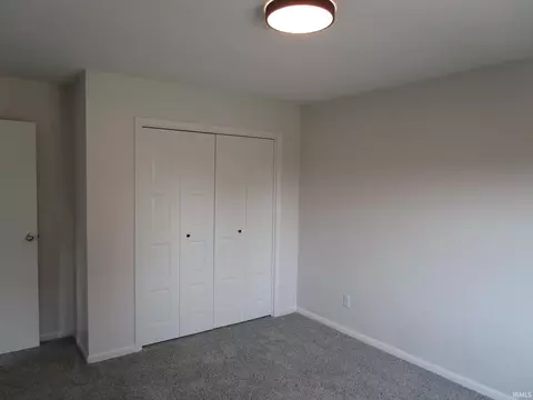 Bedroom - 1575 N 075 E, Lagrange, IN 46761 photo 4 of 5