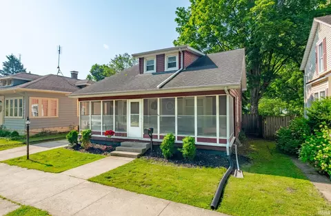 1120 E Main St, Warsaw, IN 46580
