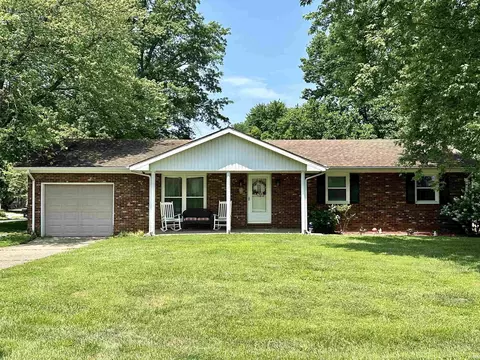 614 N Fifth St, Chandler, IN 47610