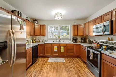 Kitchen - 115 N Posey St, Windfall, IN 46076 photo 3 of 3