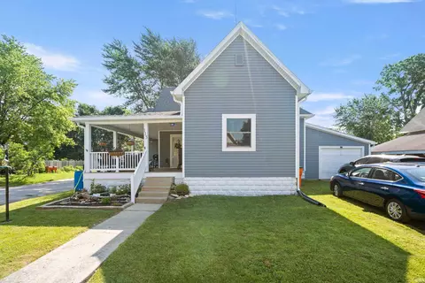 Exterior - 115 N Posey St, Windfall, IN 46076 photo 2 of 8