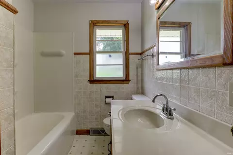 Bath - 1434 Third Ave, Jasper, IN 47546 photo 1 of 2