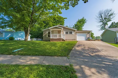 4004 W Cedar Chase Dr, Bloomington, IN 47403