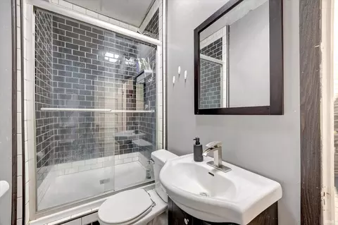 Bath - 613 S Walnut St, Bloomington, IN 47401 photo 1 of 1