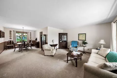 12199 Fields Farm Ct, Granger, IN 46530 photo 4