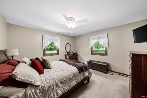 12199 Fields Farm Ct, Granger, IN 46530 photo 11