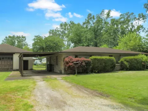 2067 Ridgeway Ave, Evansville, IN 47714