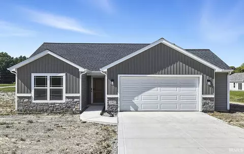 1392 Lancelot Ln, Kendallville, IN 46755