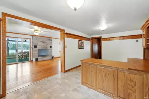 Entry Way - 1385 S 460 E, Lagrange, IN 46761 photo 2 of 6