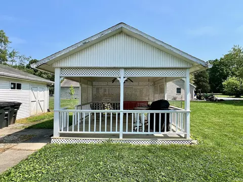 2235 35th St, Bedford, IN 47421 photo 36