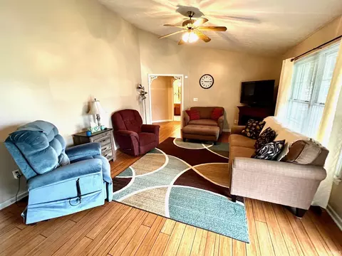 2235 35th St, Bedford, IN 47421 photo 9