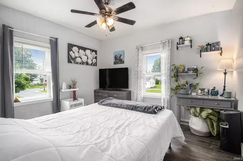 Bedroom - 405 S Sherman St, Lagrange, IN 46761 photo 4 of 4