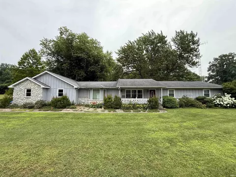 243 N Arrowhead Dr, Petersburg, IN 47567