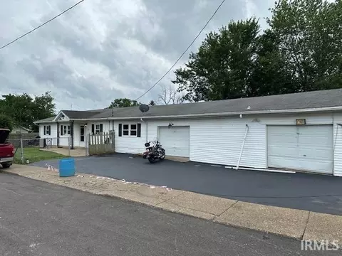 710 N Seventh St, Boonville, IN 47601