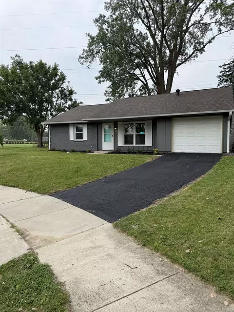 90 Altamont Ct, Lafayette, IN 47905