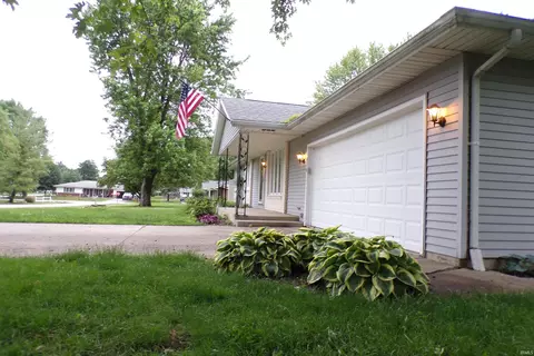 410 Highland Ave, Ossian, IN 46777