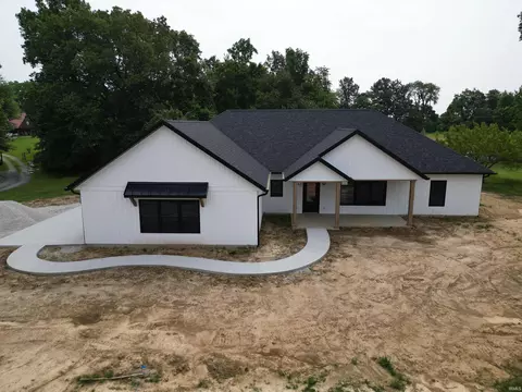 4088 N Bradfield Dr, Petersburg, IN 47567