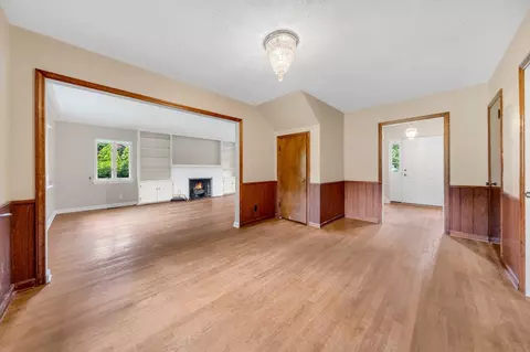 1402 Jackson Rd, South Bend, IN 46614 photo 12