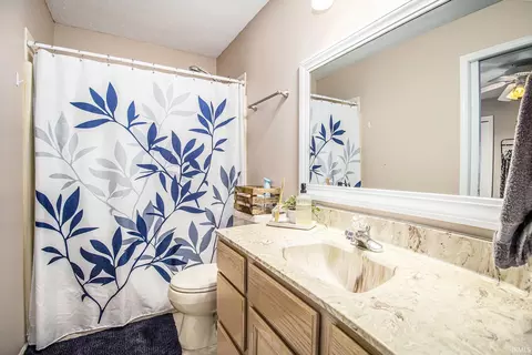 Bath - 52123 Evard Dr, Granger, IN 46530 photo 2 of 3