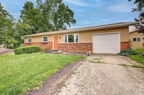 3121 S Yonkers St, Bloomington, IN 47403