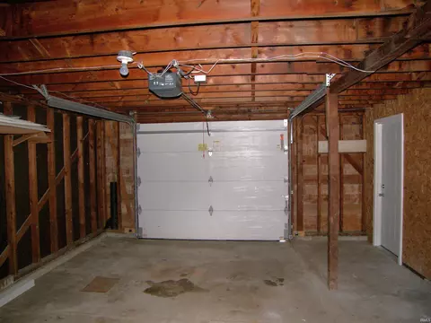 607 E Walnut St, Akron, IN 46910 photo 33