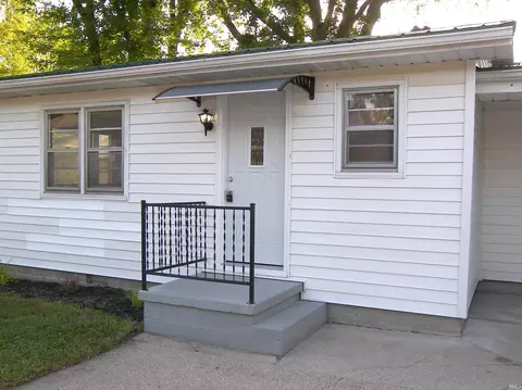 607 E Walnut St, Akron, IN 46910 photo 8