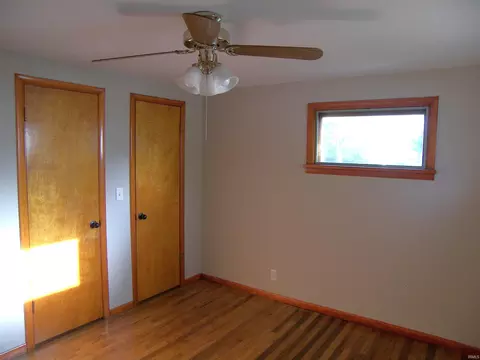 607 E Walnut St, Akron, IN 46910 photo 21