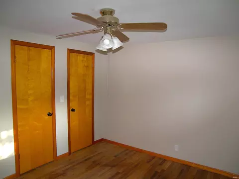 607 E Walnut St, Akron, IN 46910 photo 26