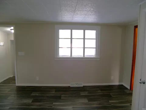 607 E Walnut St, Akron, IN 46910 photo 19