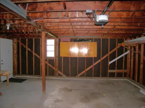 607 E Walnut St, Akron, IN 46910 photo 34