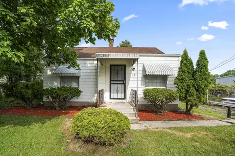 5309 S Hanna St, Fort Wayne, IN 46806