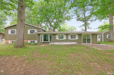 20484 County Road 8, Bristol, IN 46507