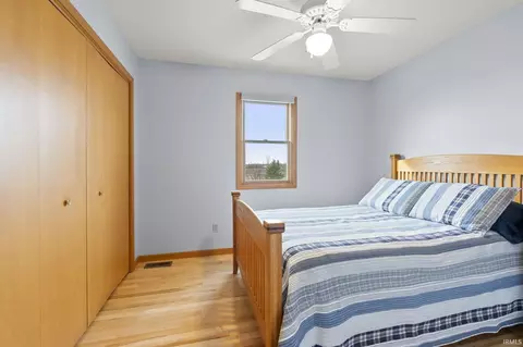 Bedroom - 1808 County Road 18, Waterloo, IN 46793 photo 3 of 5