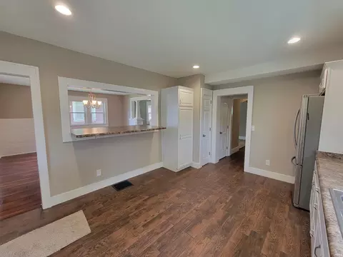 704 E King St, Garrett, IN 46738 photo 10