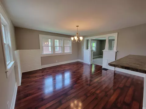 704 E King St, Garrett, IN 46738 photo 9