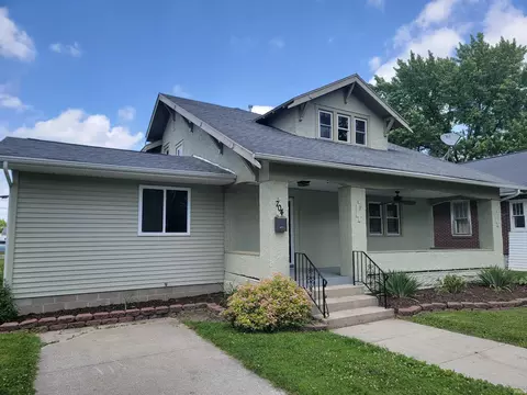 704 E King St, Garrett, IN 46738 photo 1