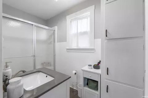 Bath - 428 E Washington St, Bluffton, IN 46714 photo 1 of 2