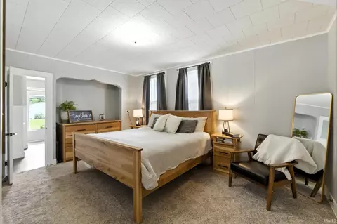 Bedroom - 428 E Washington St, Bluffton, IN 46714 photo 1 of 6