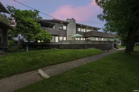 1208 Delta Blvd, Fort Wayne, IN 46805