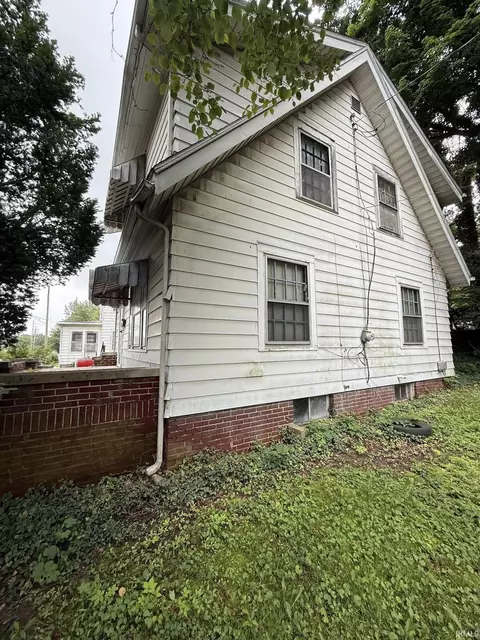 2017 M St, Bedford, IN 47421 photo 9