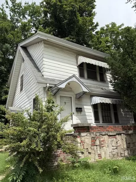 2017 M St, Bedford, IN 47421 photo 1